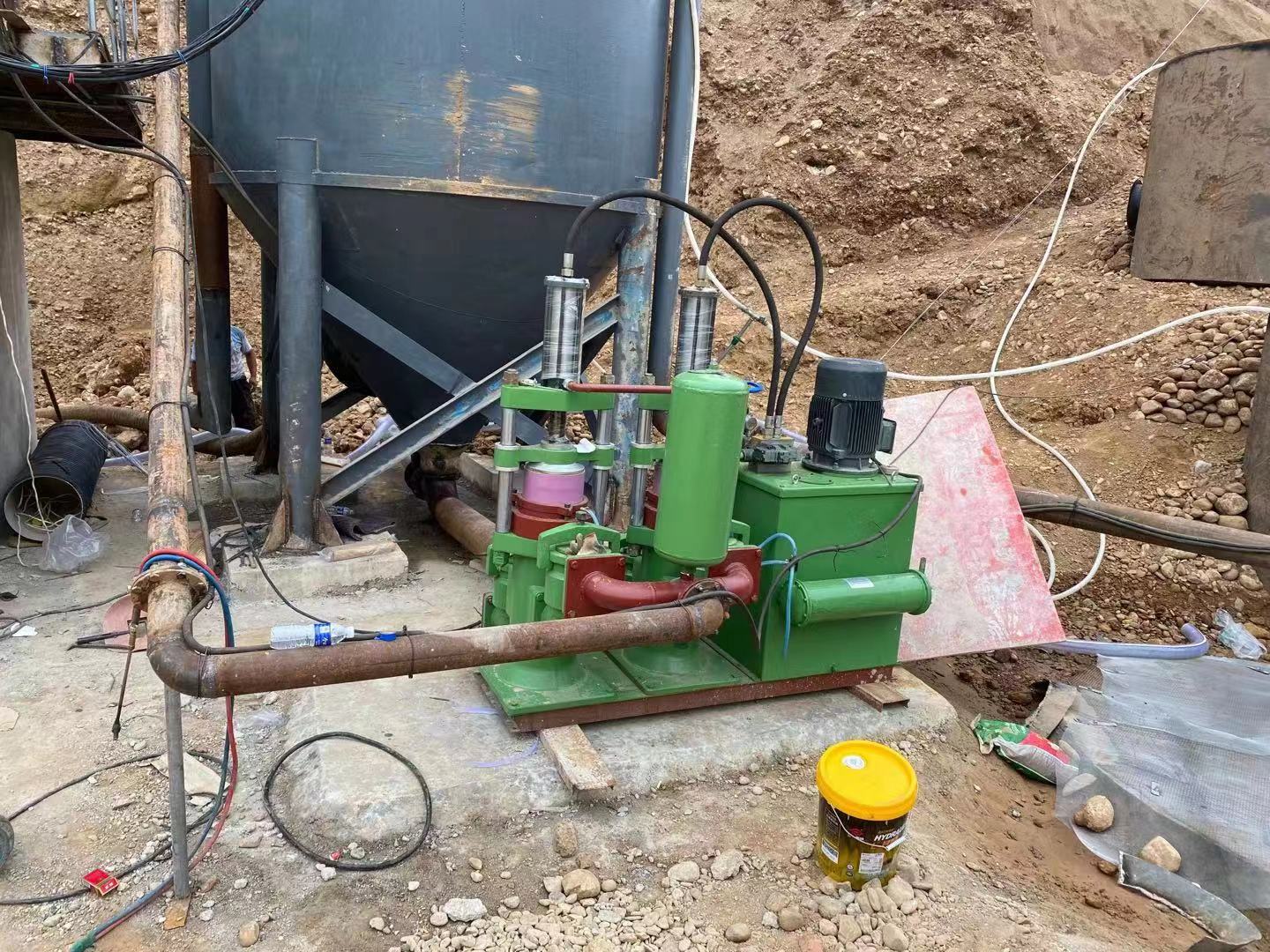 洗沙廠使用泵現(xiàn)場.jpg
