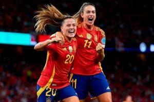西班牙女足2-0瑞士挺進歐洲杯半決賽！普特拉斯<div   id=