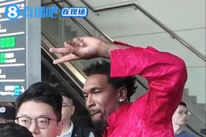 蒙大將軍來了<div   id=