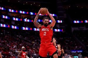 當(dāng)打之年！NBA官方?div   id=