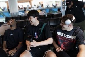76人記者：楊瀚森很有天賦 但我很好奇開拓者怎么安排他和克林根