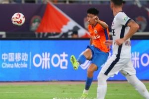 泰山將士們用拼搏的精神收獲了勝利的喜悅<div   id=