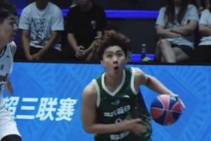 超三聯(lián)賽——前面很帥<div   id=